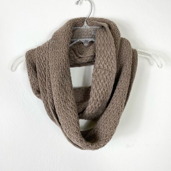 Banana Republic Accessories - Banana Republic Brown Knit Wool Blend Infinity Scarf